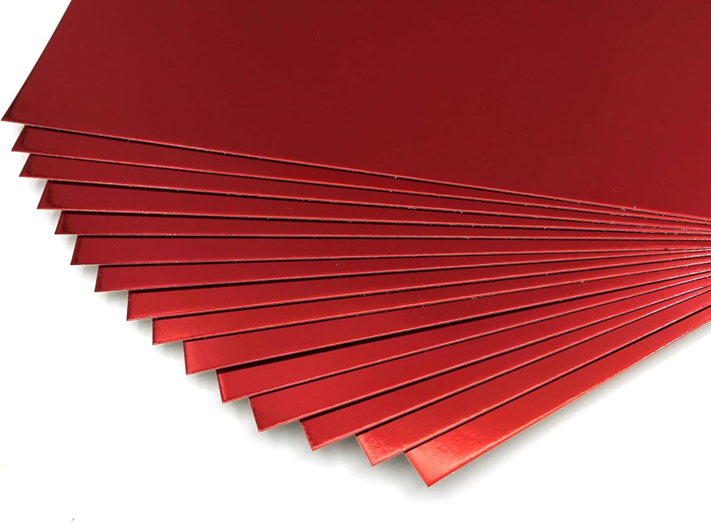 TGXRZX Metallic Red Cardstock Paper,Size 8 "x 11" (250gsm), 15PCS,Mirror Finish Gold Foil Board for Crafting, Invitations, and Decorations,Die Cut and Plotter,Card Making (Bright red)
