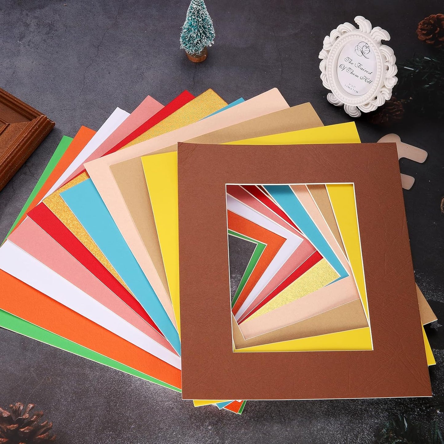 uxcell 10Pcs Picture Mats, 8 x 10 Mat Board Center for 5 x 7 Pictures Acid Free White Core Bevel Cut Frame Mattes for Display Art Measuring, Gold