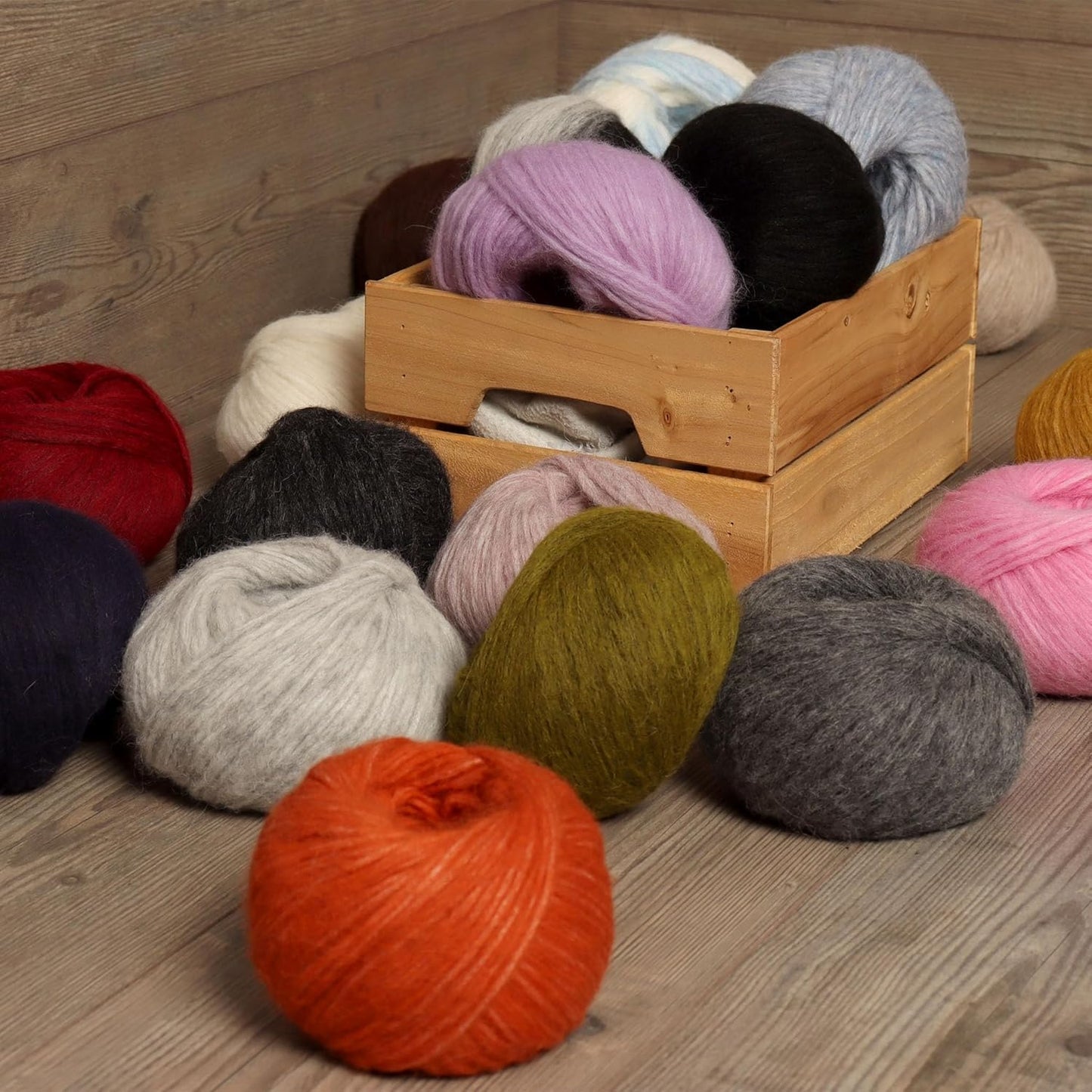 Pullu - Baby Alpaca Merino Wool Yarn Set of 3 Skeins (150 Grams) Worsted Weight - Sourced Directly from Peru - Heavenly Soft and Perfect for Knitting and Crocheting (Sunset)