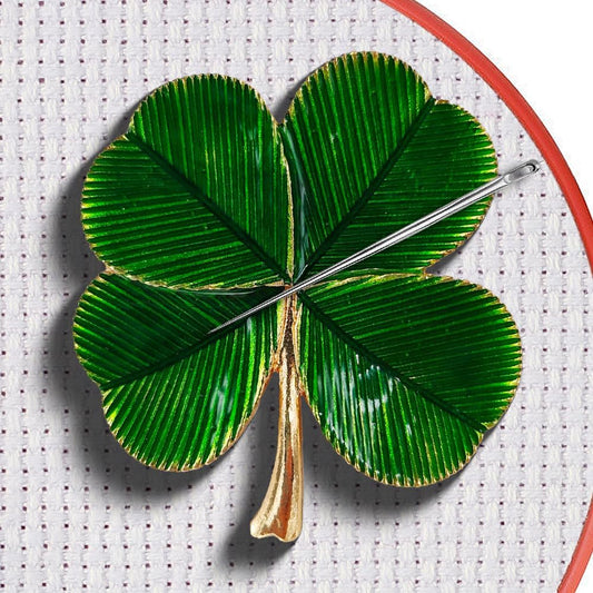 Magnetic Needle Minder Magnet Embroidery Accessories and Supplies Embroidery Needle Holder Cross Stitch Holder Needlework Supplies (Cardinal) (FourLeaf)