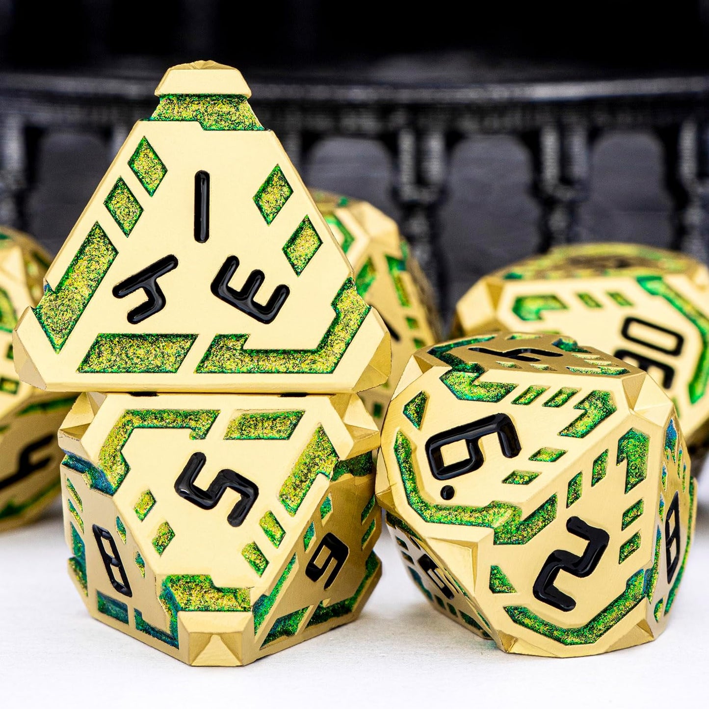Metal DND Sci-fi Dice Set 7PCS Stripe Polyhedral Dice for Dungeons Dragons RPG Role Playing Game, Glitter D and D Dice with Gift Box D6 D8 D10 D12 D20 (Golden Green)